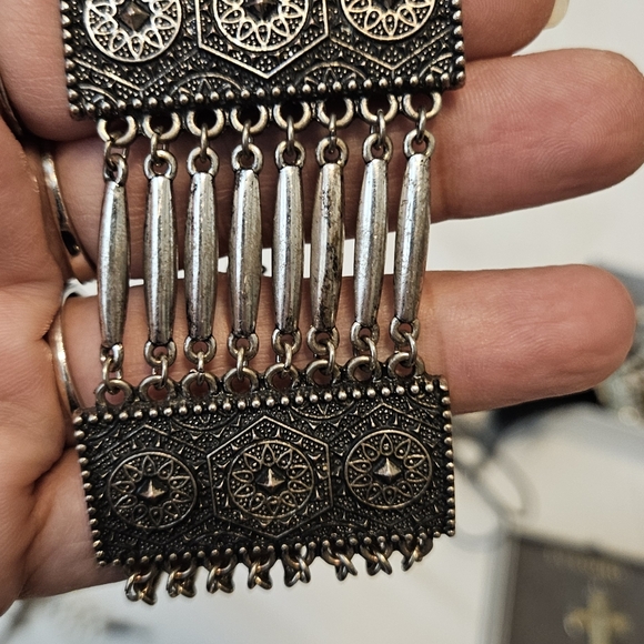 Beautiful Bracelet - Picture 3 of 4